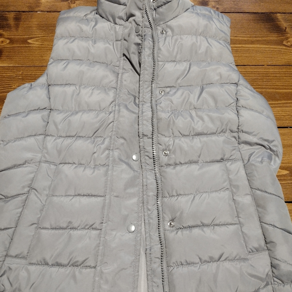 Grey wind breaker vest